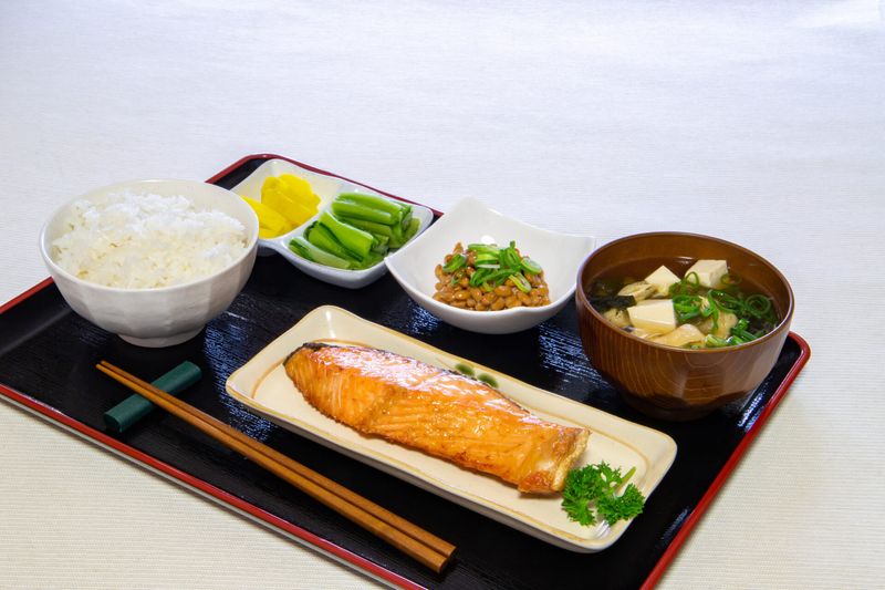 Grilled Salted Fish (Yakizakana)