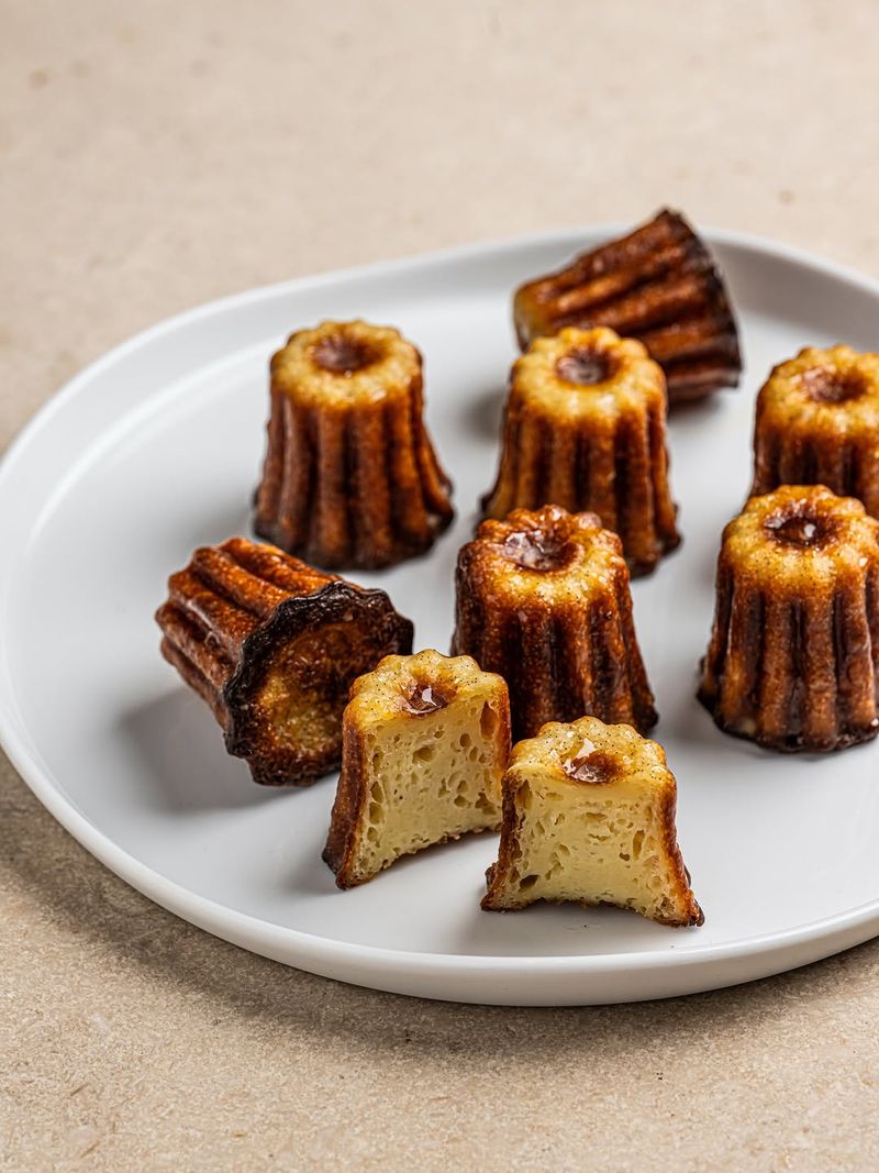 Canelés de Bordeaux