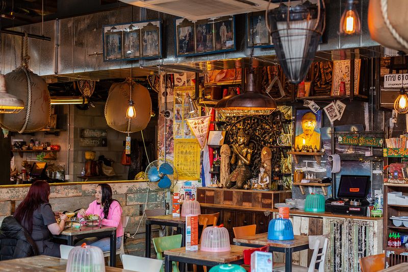 Thaikhun, Multiple UK Locations