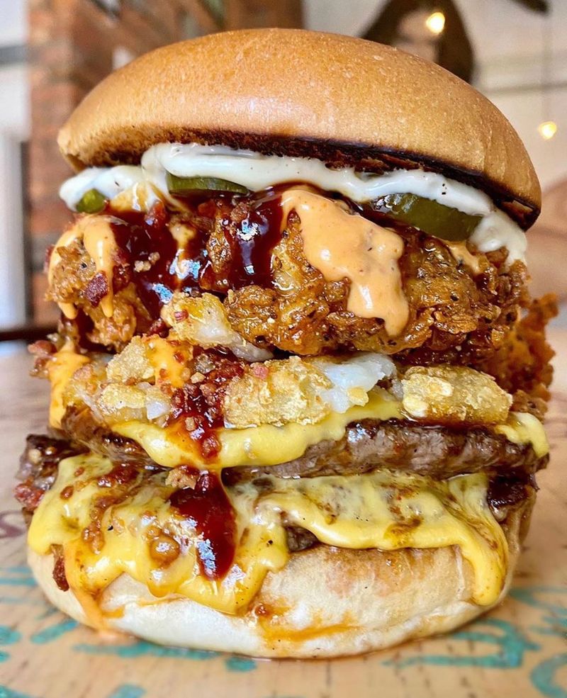 Almost Famous, Manchester