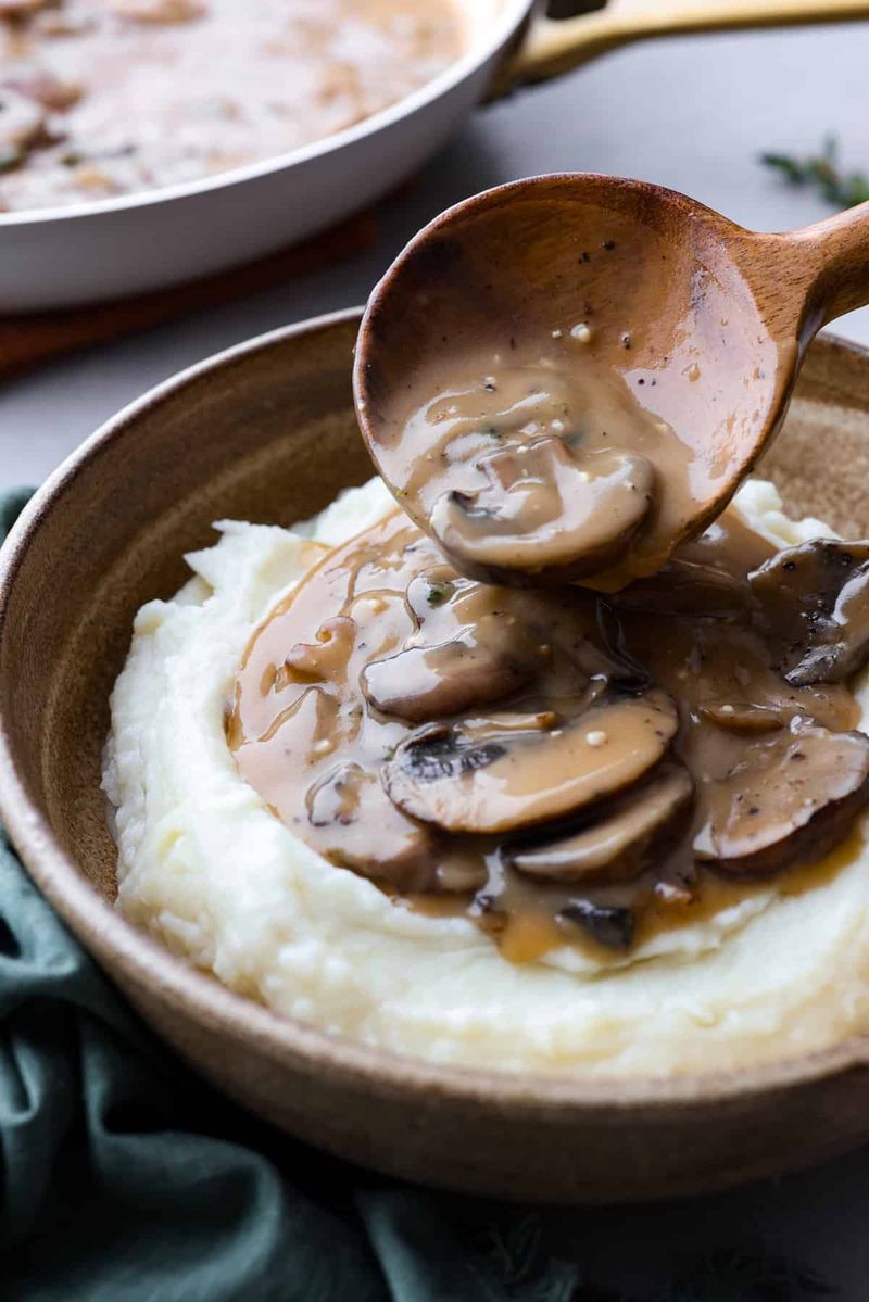 Simple Mushroom Gravy