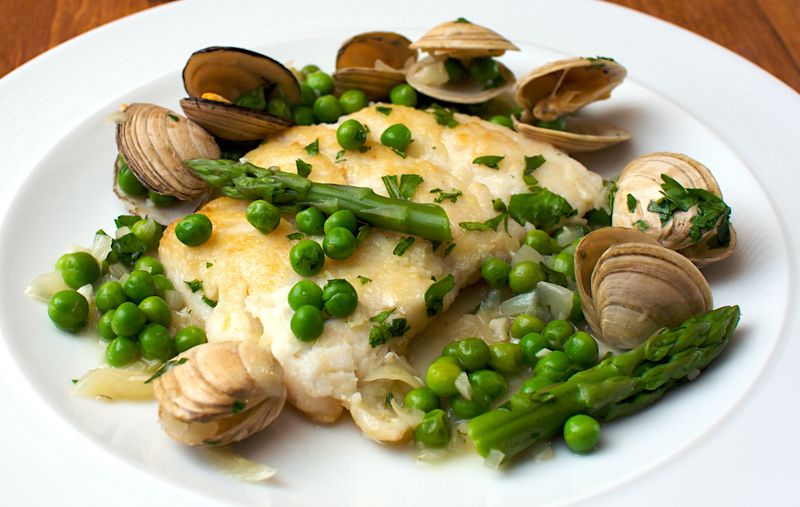 Merluza a la Vasca (Basque-Style Hake)