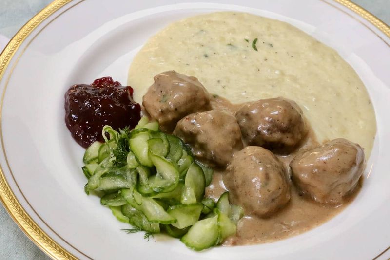 Sweden: Kottbullar (Swedish Meatballs with Mashed Potato)