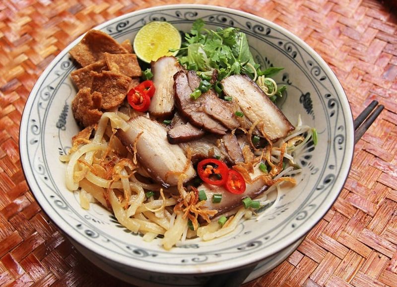 Cao Lau