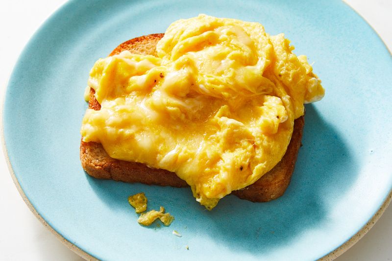Scrambled Egg and Toast Combo