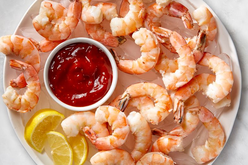 Shrimp Cocktail With Lemon