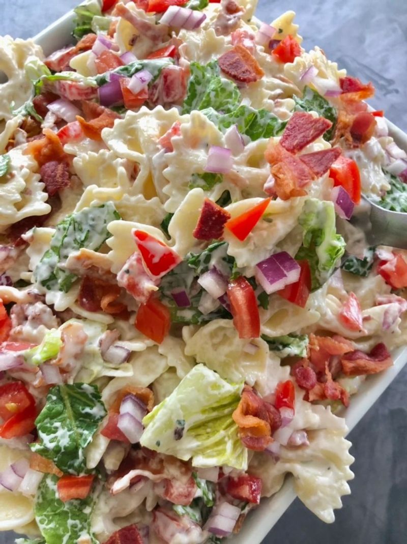 BLT Pasta Salad With Creamy Ranch Dressing