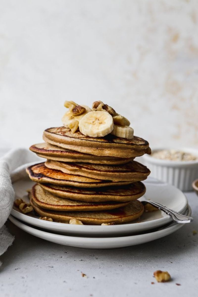 Banana Oat Pancakes