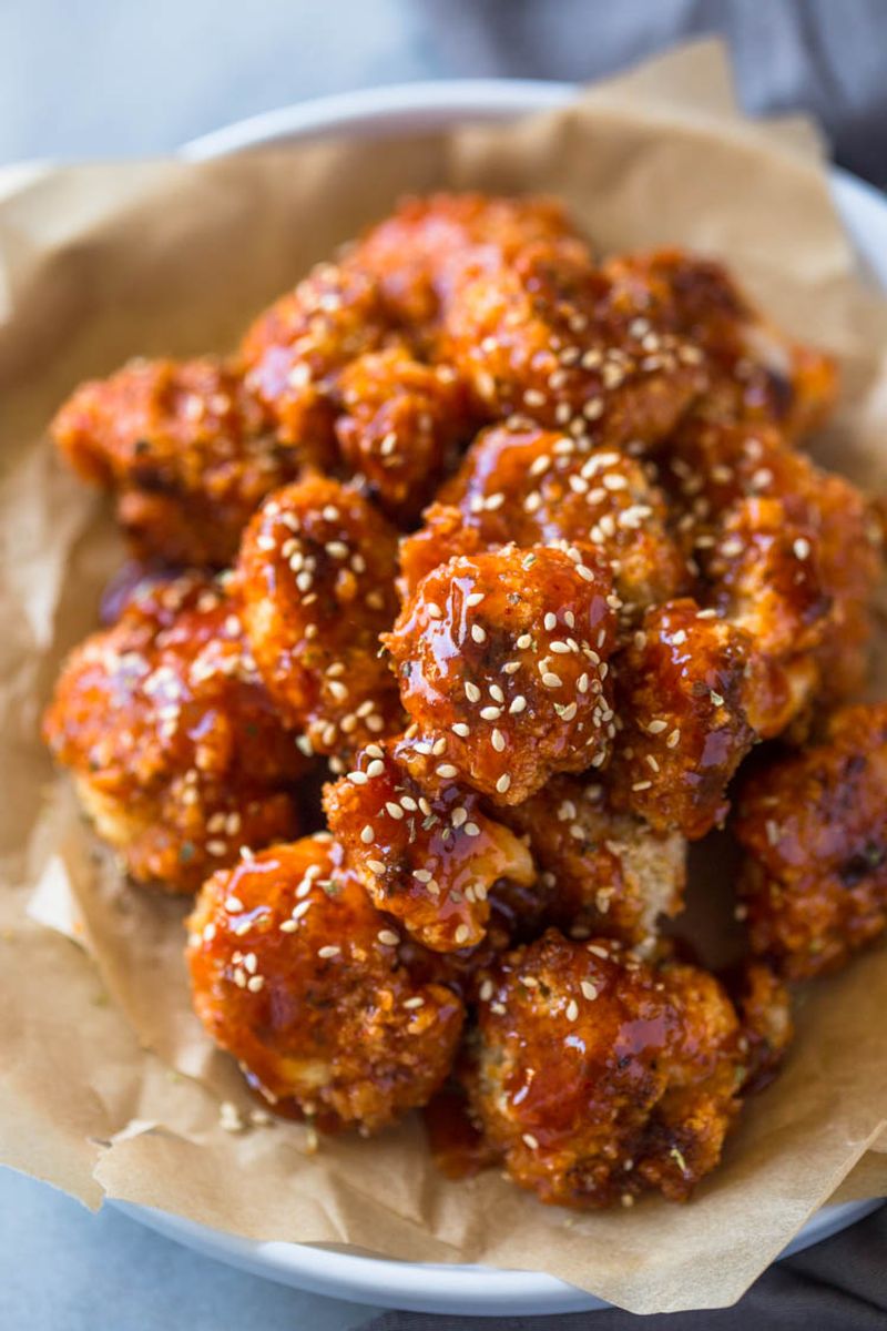 Honey Sriracha Cauliflower Bites