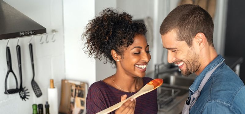 Eat Mindfully and Without Distractions