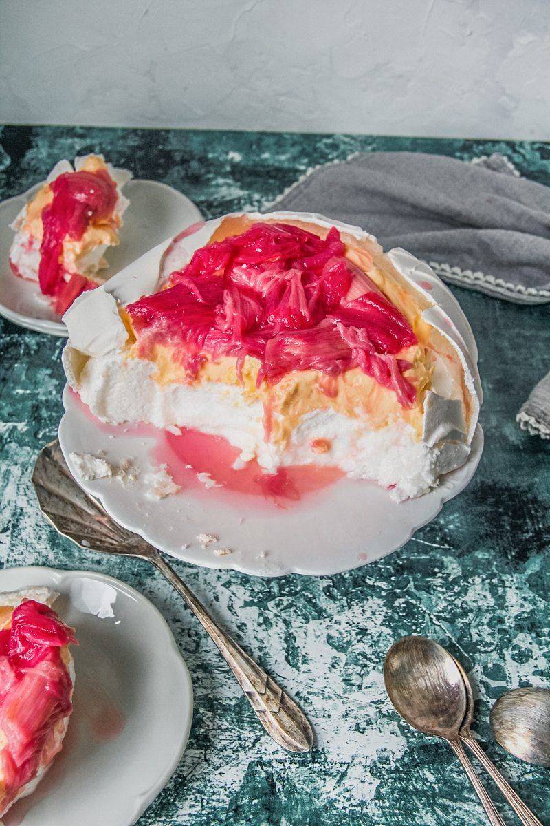 Rhubarb Custard Pavlova