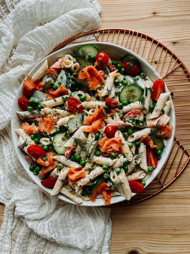 Smoked Salmon and Cream Cheese Pasta