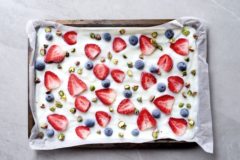 Strawberry Frozen Yogurt Bark