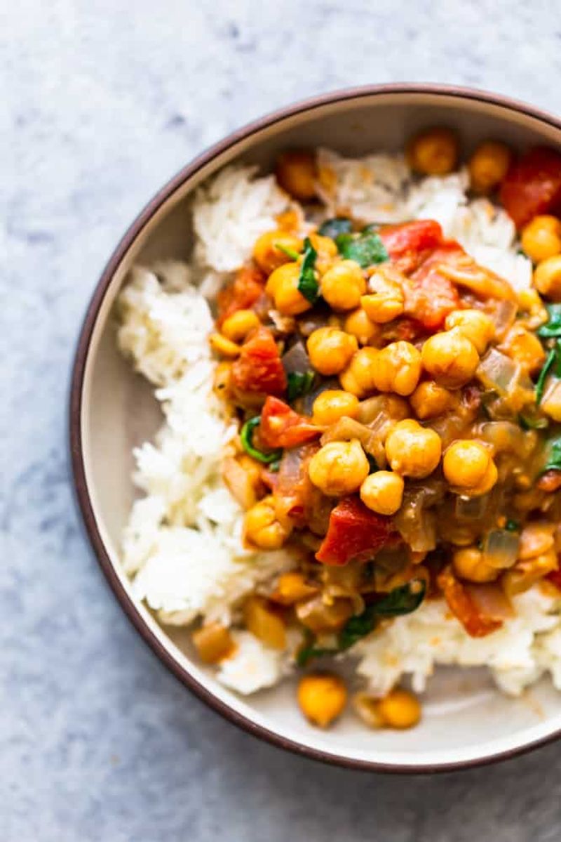 Quick Coconut Curry with Chickpeas