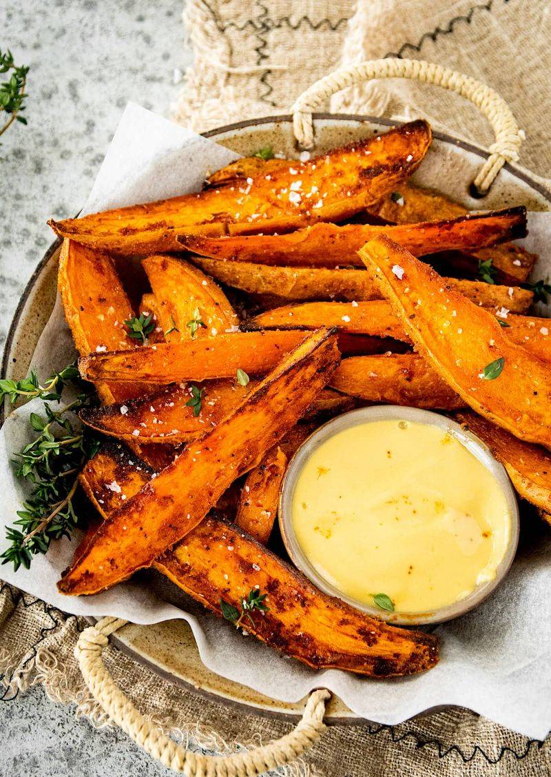 Roasted Sweet Potato Wedges with Smoked Paprika