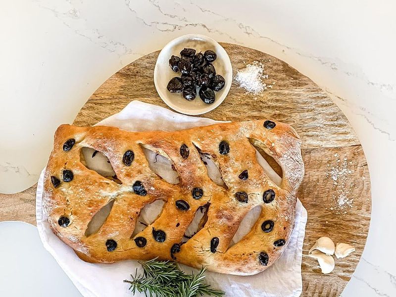 Fougasse (Provencal Leaf-Shaped Bread)