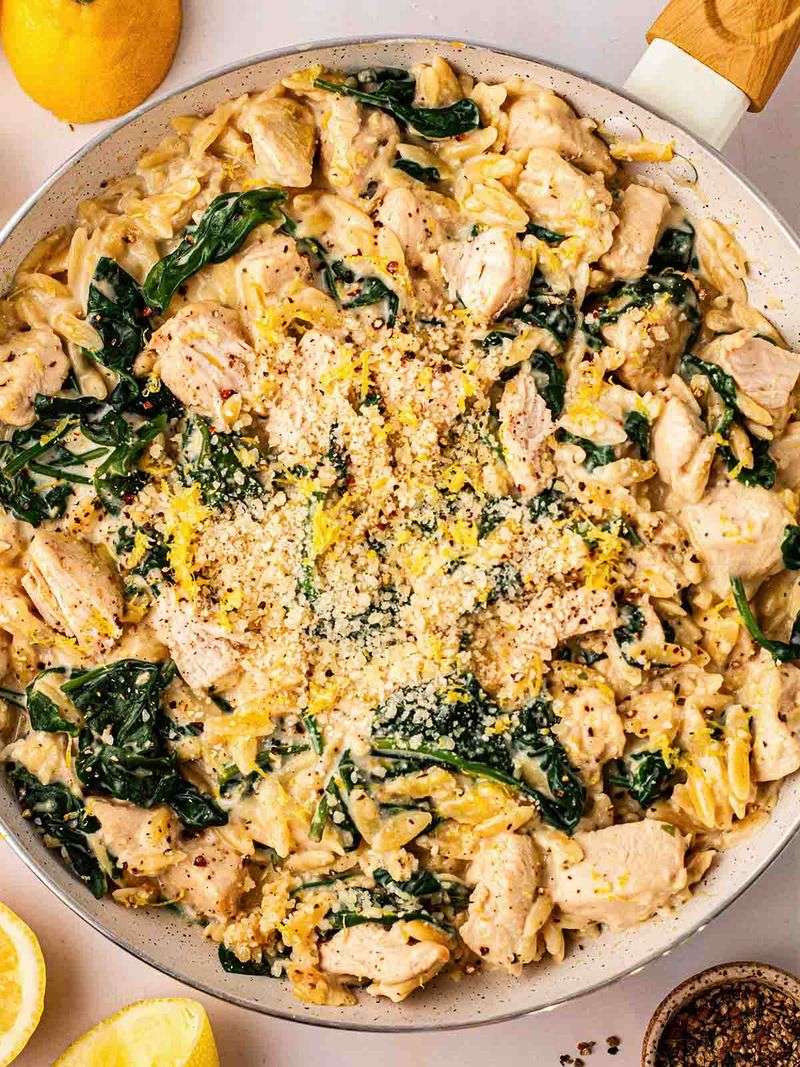 Lemon Ricotta Chicken Orzo Bowl
