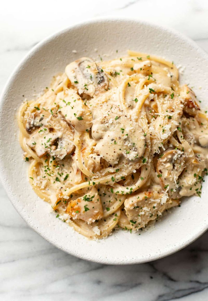 Creamy Chicken And Mushroom Pasta