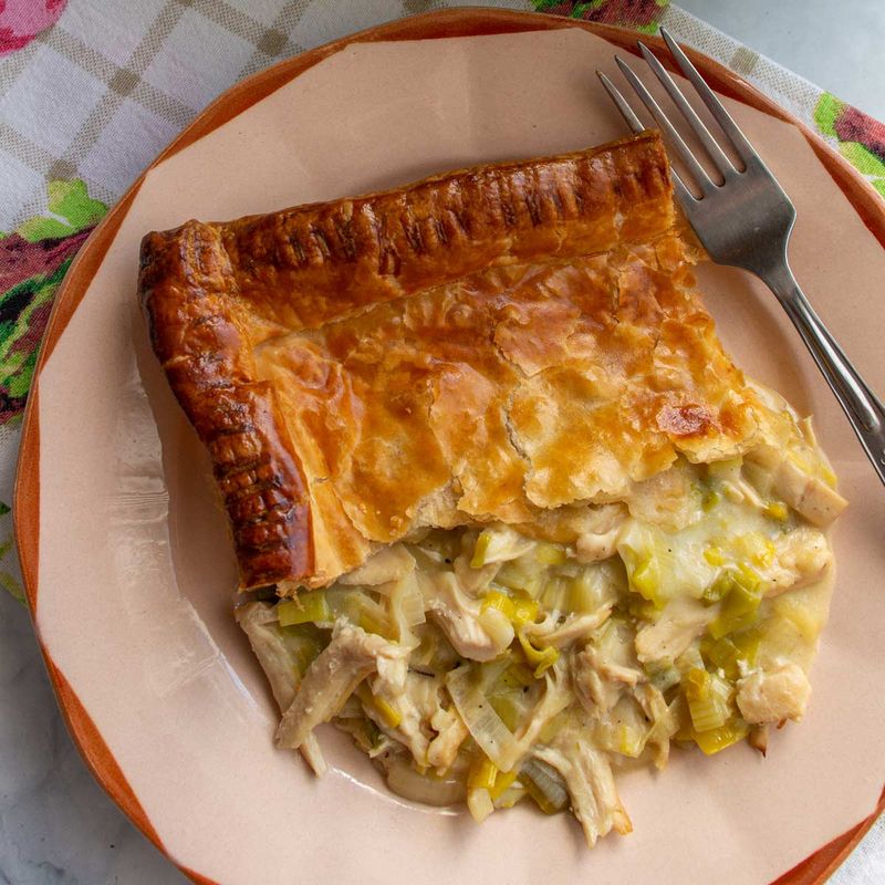 Creamy Chicken and Leek Pie