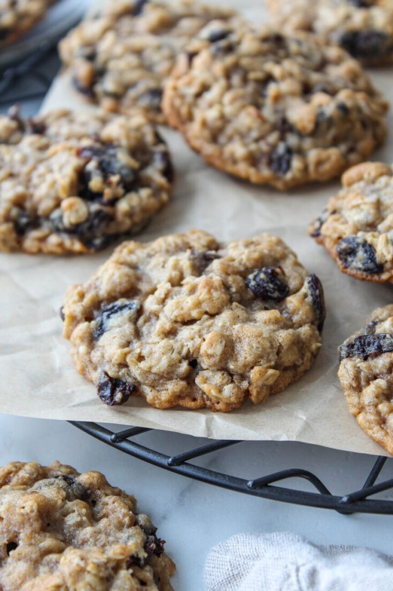 Oatmeal Raisin Cookies