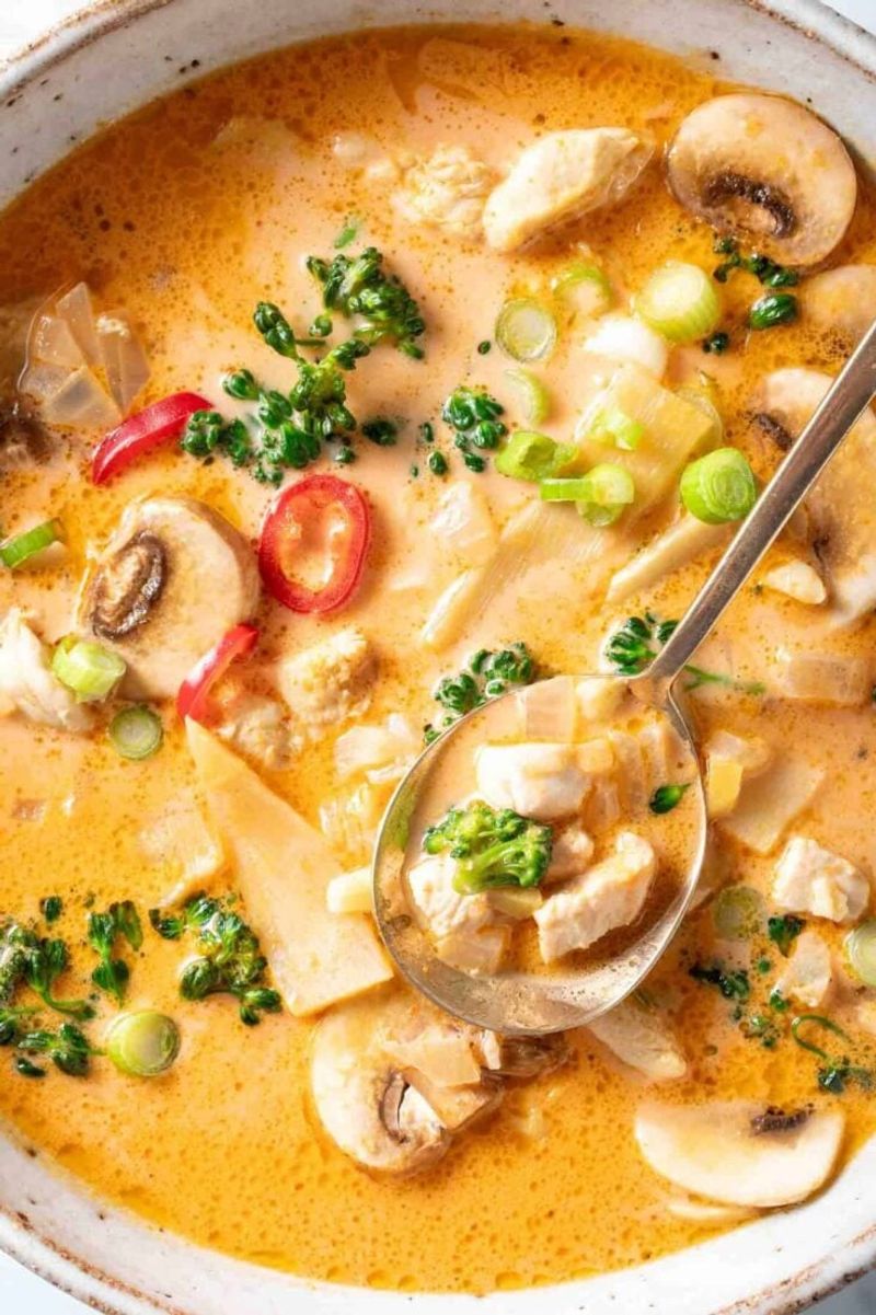 Thai Coconut Chicken Soup (Tom Kha Gai)