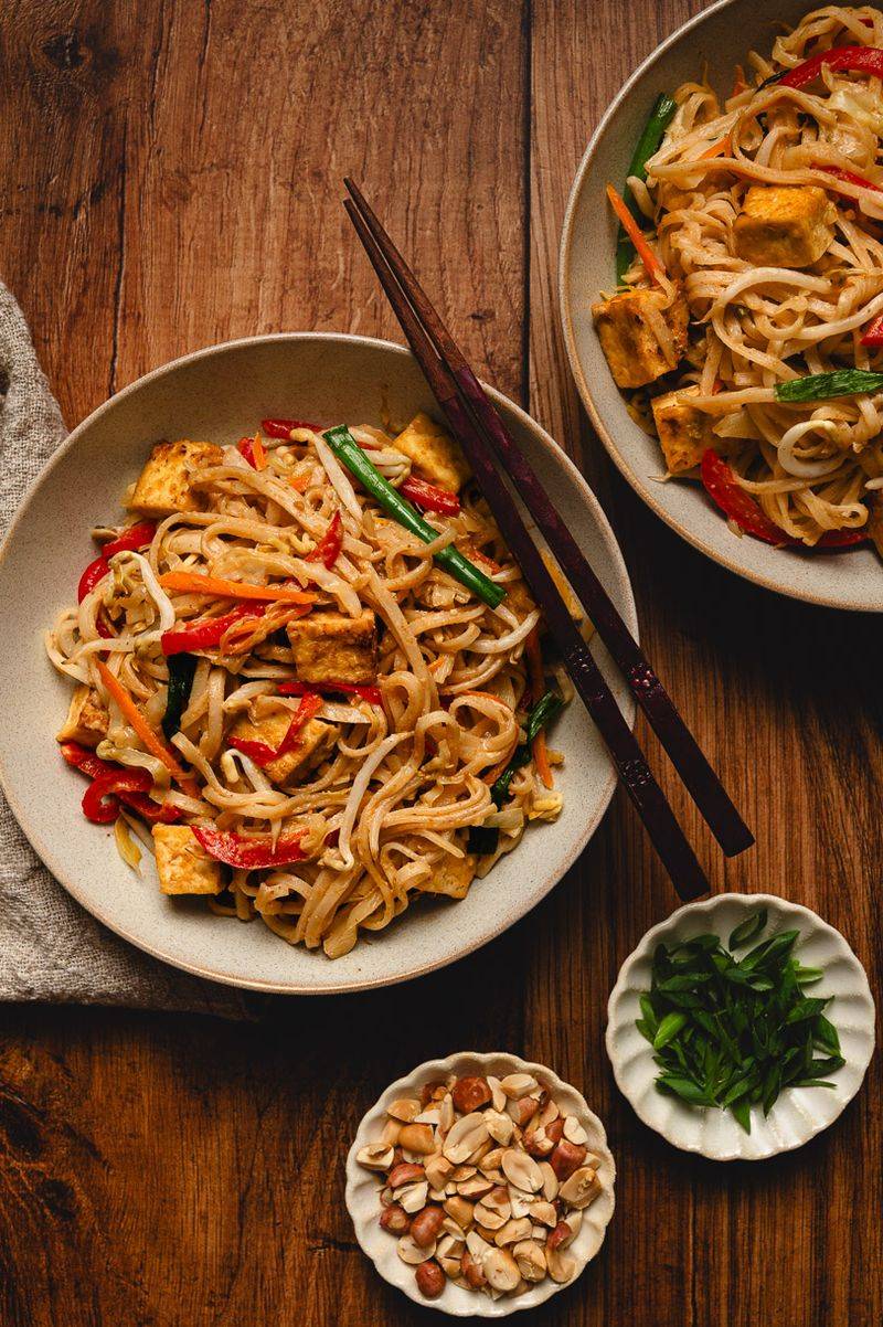 Spicy Peanut Noodle Bowl with Tofu