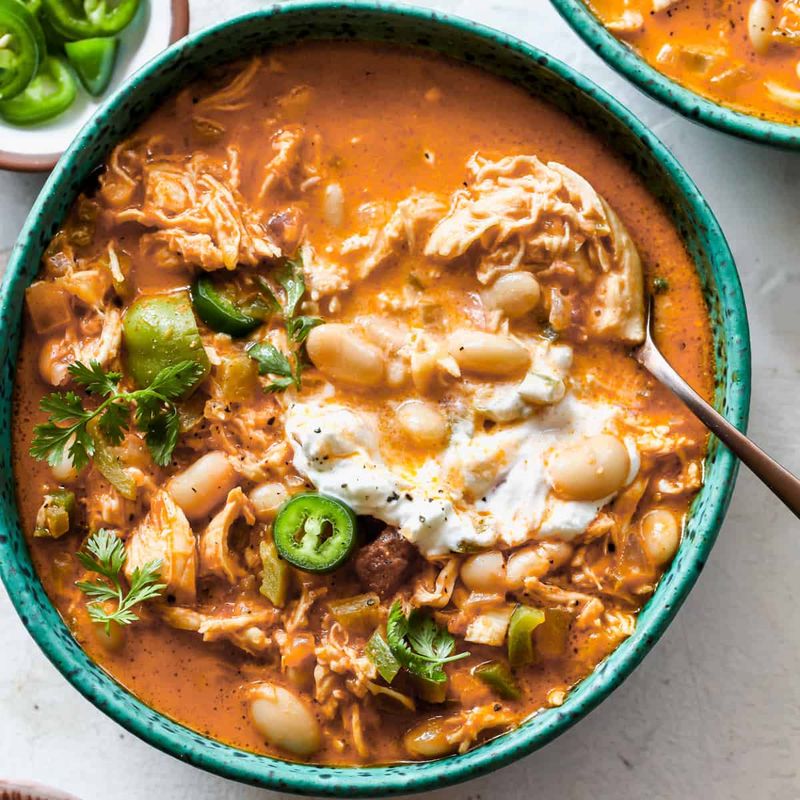 Slow Cooker White Bean and Chicken Chili