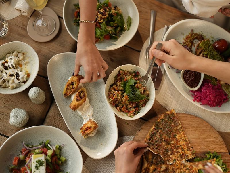 Sharing Plates Are the Default, Not the Exception