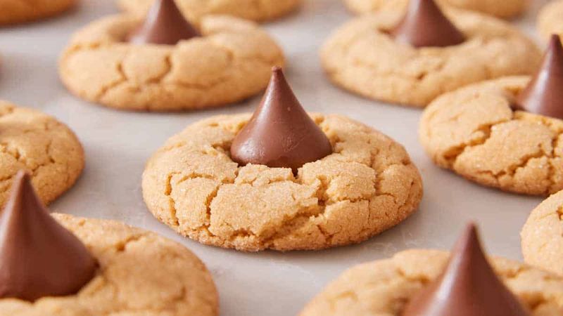 Peanut Butter Blossom Cookies