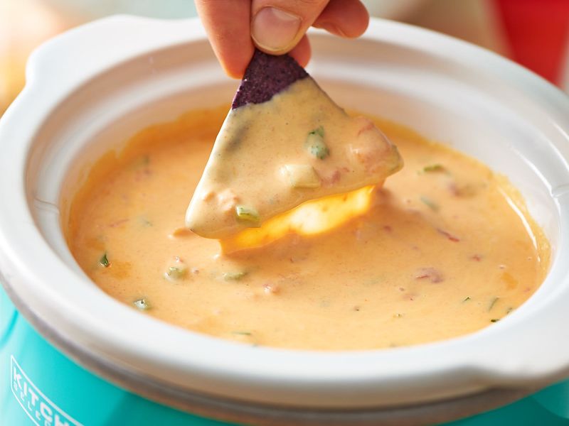 Slow Cooker Queso Dip