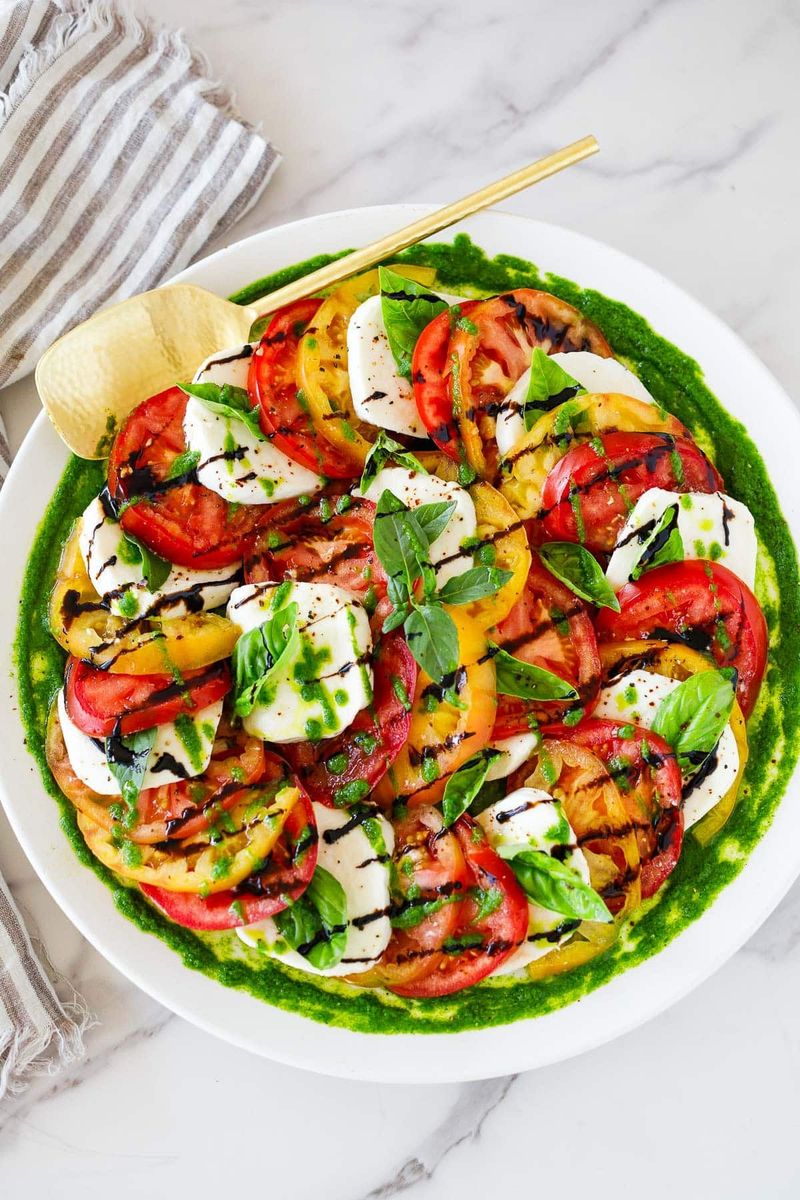 Caprese Salad with Fresh Basil and Balsamic