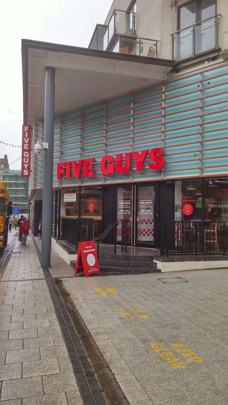 Five Guys, Cardiff