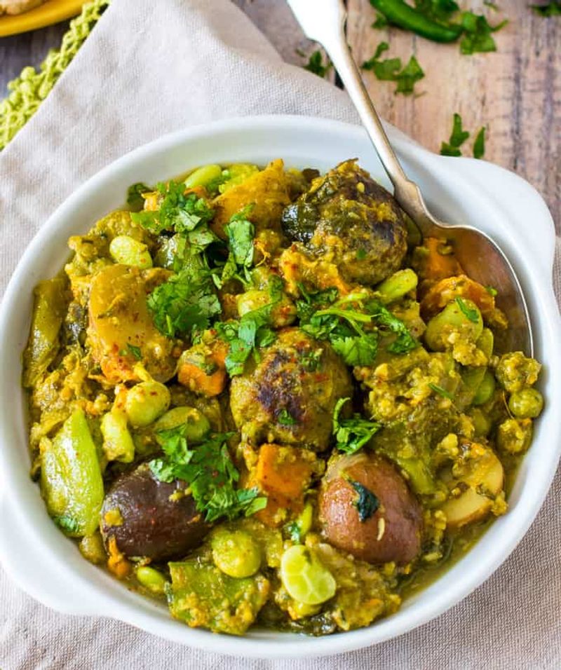 Undhiyu – Gujarat's Winter Vegetable Extravaganza