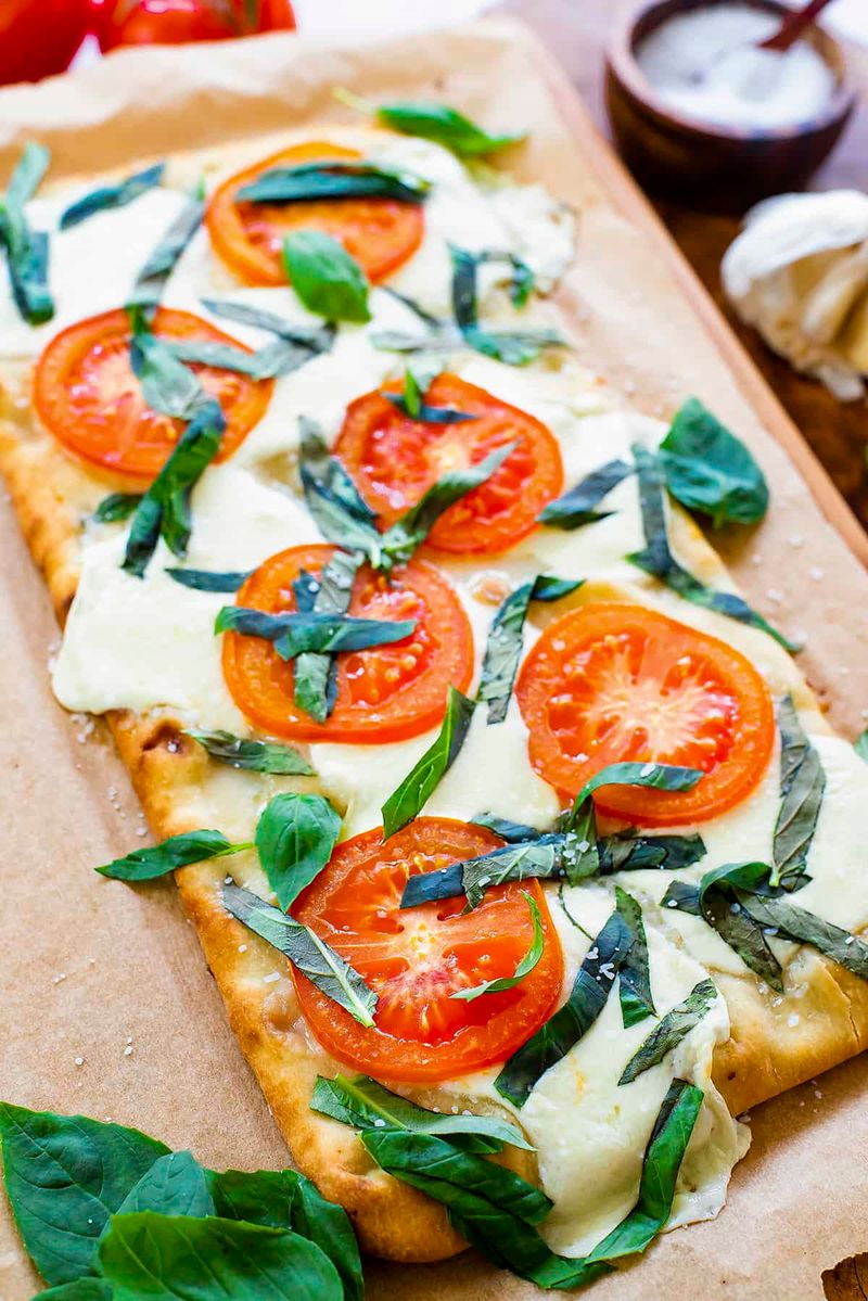 Margherita Flatbread Pizza