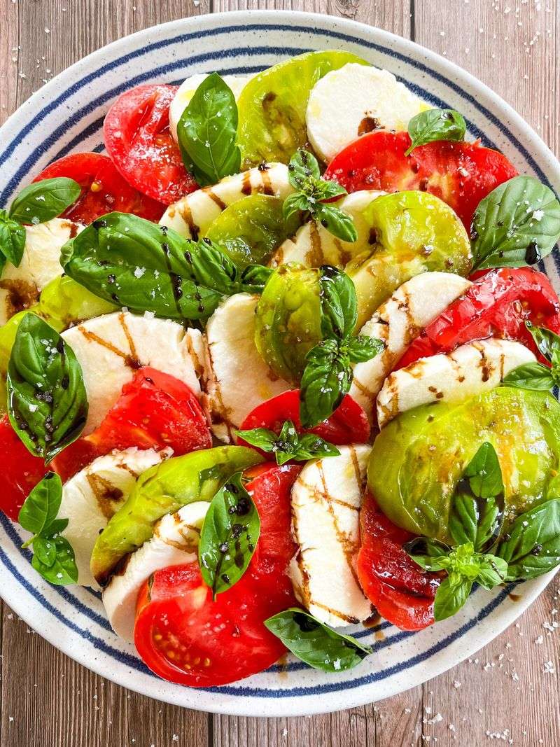 Caprese Salad With Fresh Basil and Balsamic Glaze