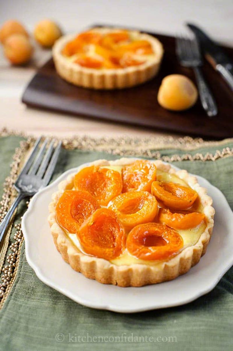 Apricot and Honey Tart
