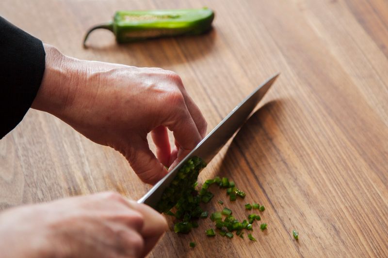 How to Safely Use a Kitchen Knife