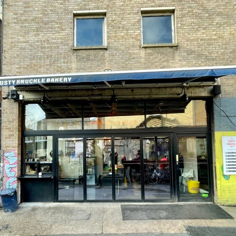 Dusty Knuckle Bakery, Dalston