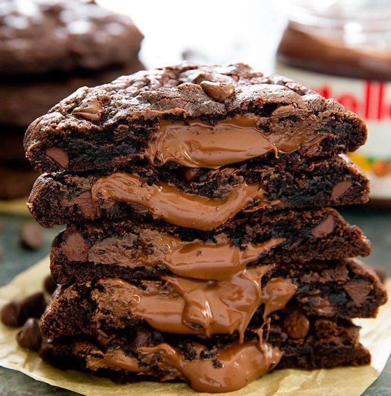 Chocolate Lava Stuffed Cookies