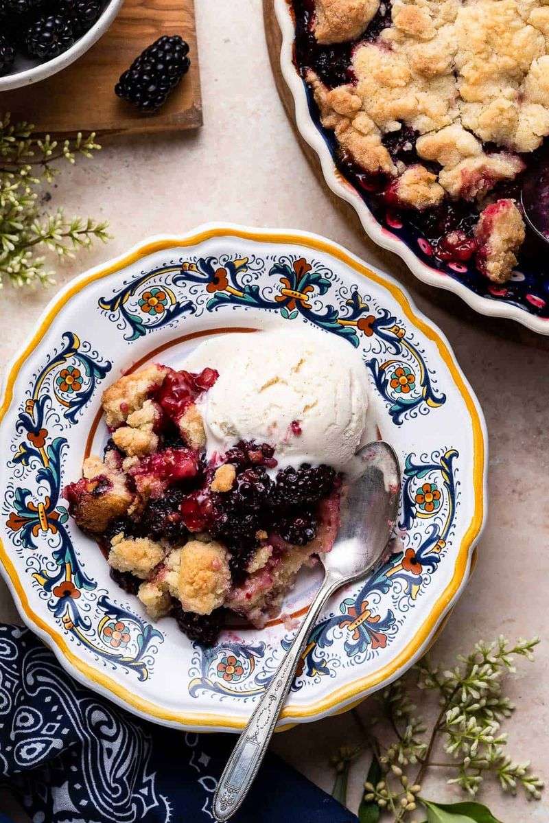Classic Blackberry Crumble