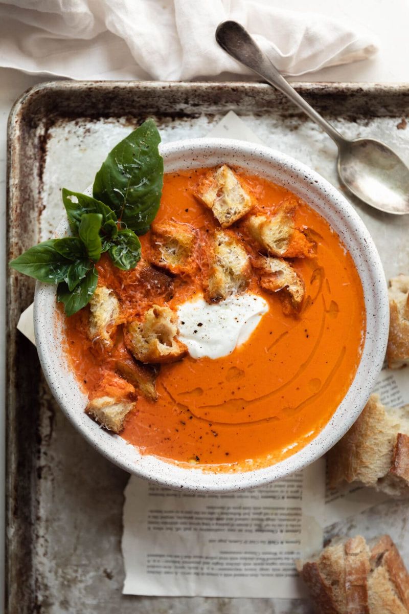 Slow-Simmered Tomato Basil Soup