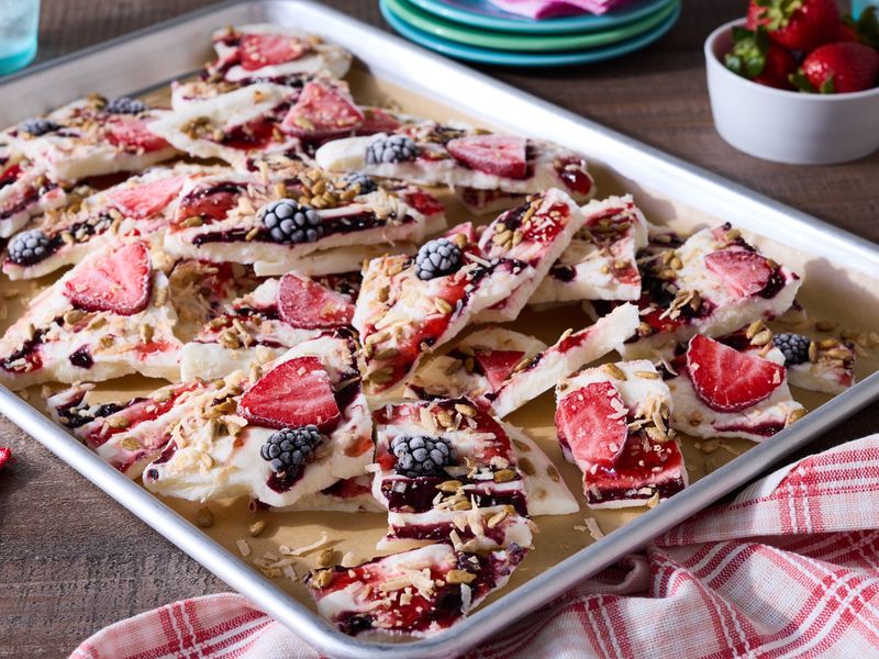 Frozen Yogurt Bark Bites