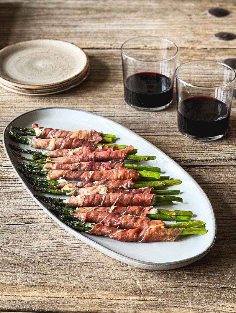 Prosciutto-Wrapped Asparagus