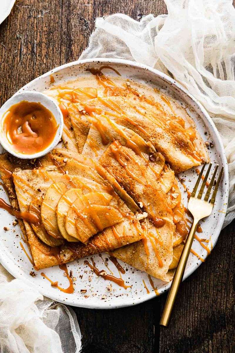Apple Crepes