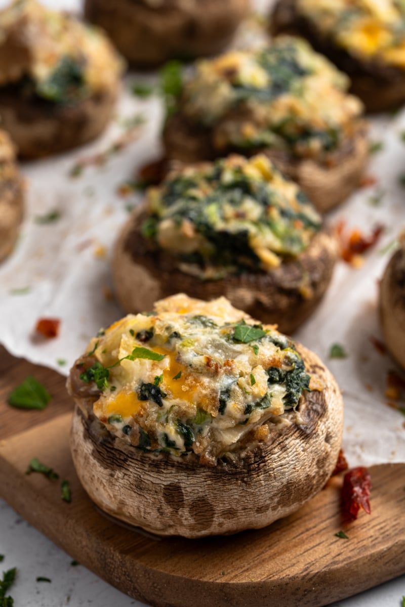 Stuffed Mushrooms With Artichoke Filling