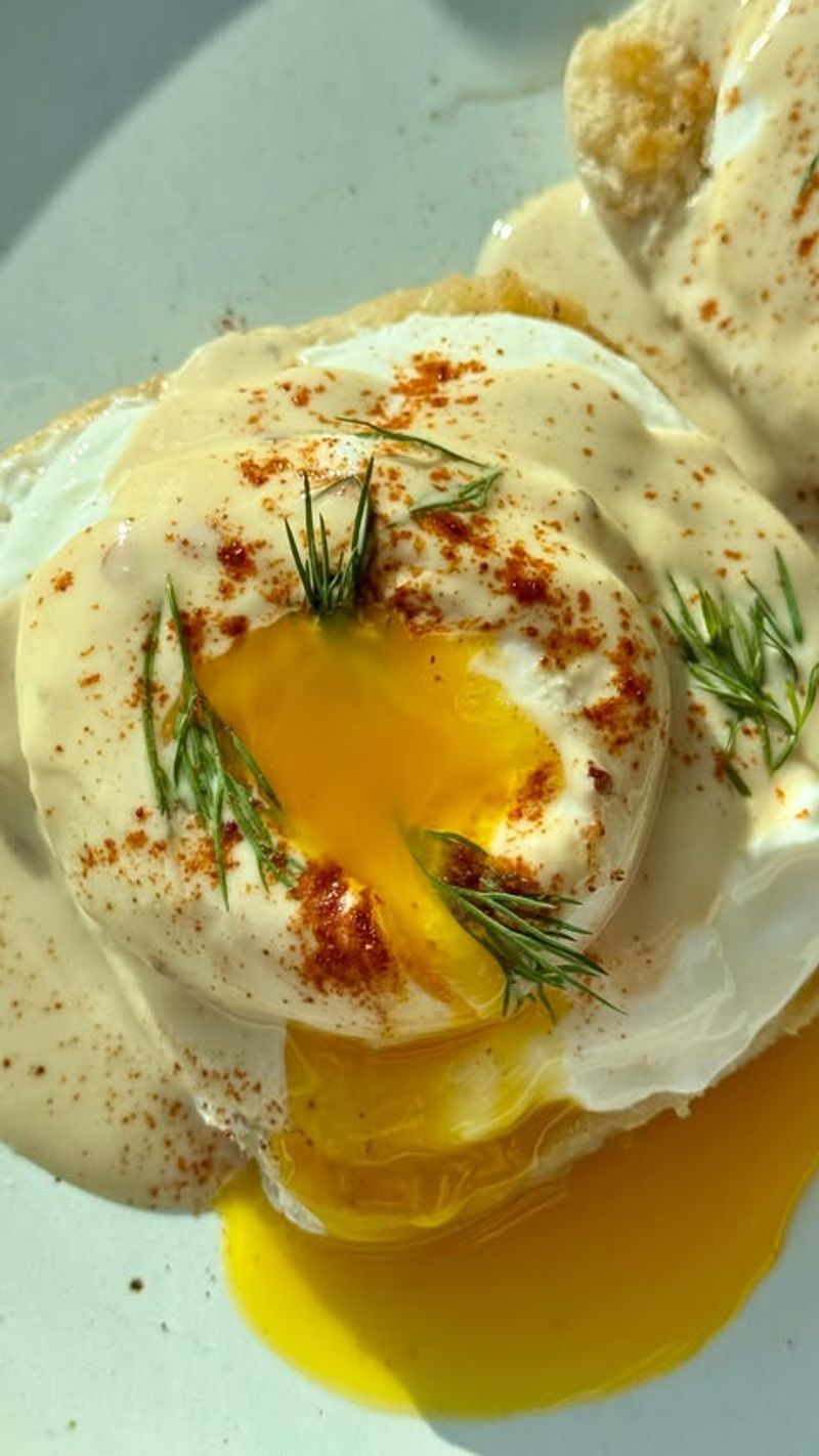 Eggs Benedict