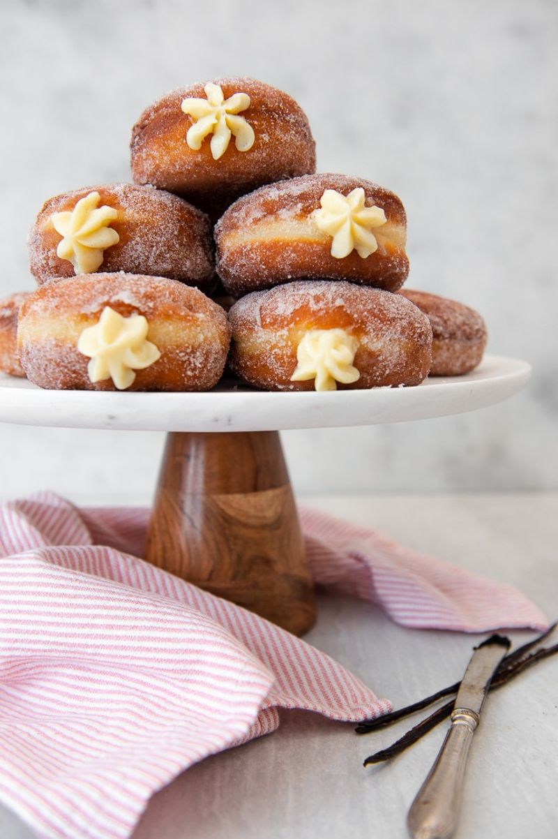 Custard Donuts