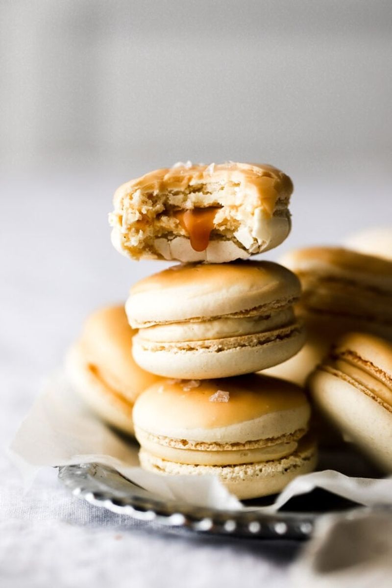 Caramel Macarons
