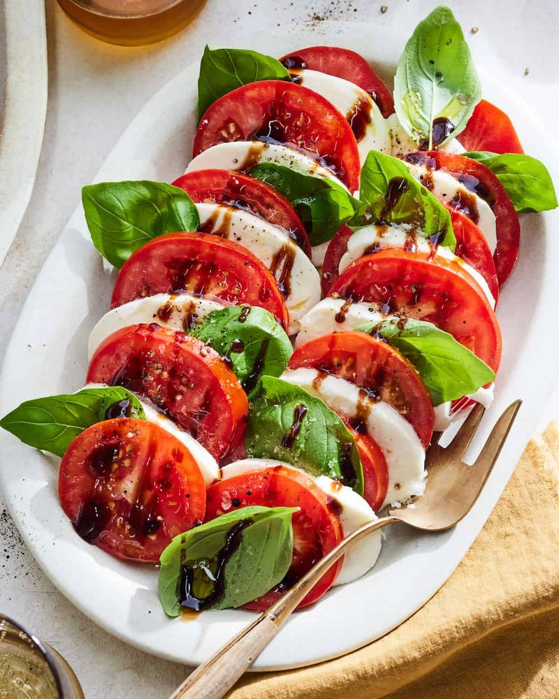 Caprese Salad with Crusty Bread