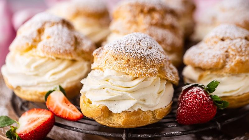 Vanilla Bean Choux Puffs